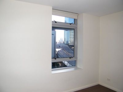 807 / 35 Shelley Street, Sydney