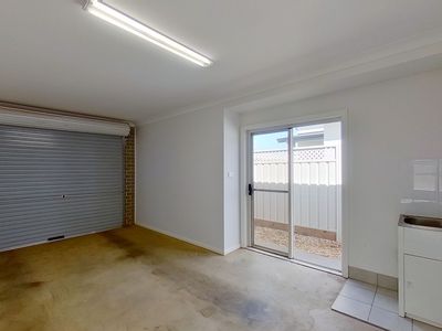73a Champagne Drive, Dubbo