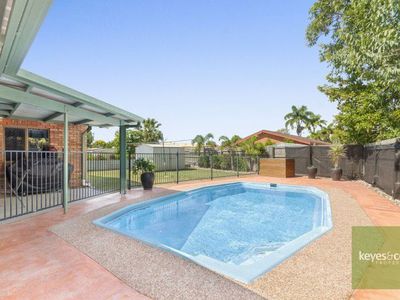32 Garden Grove Crescent, Kirwan