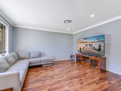329 Thirlmere Way, Thirlmere