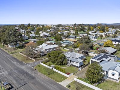 104 Pratten Street, Warwick