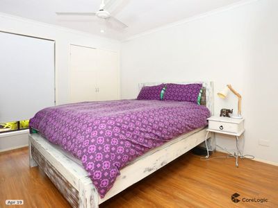 4 / 24 Cannington Place, Helensvale