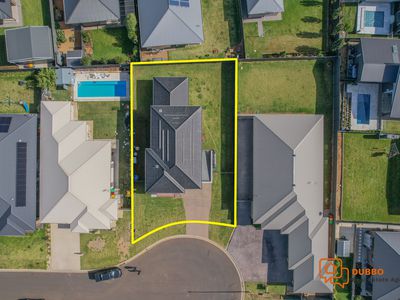 12 Wave Court, Dubbo