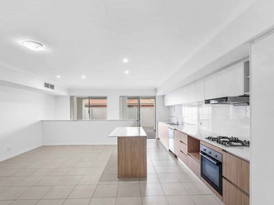 2 / 2 First Avenue, Applecross