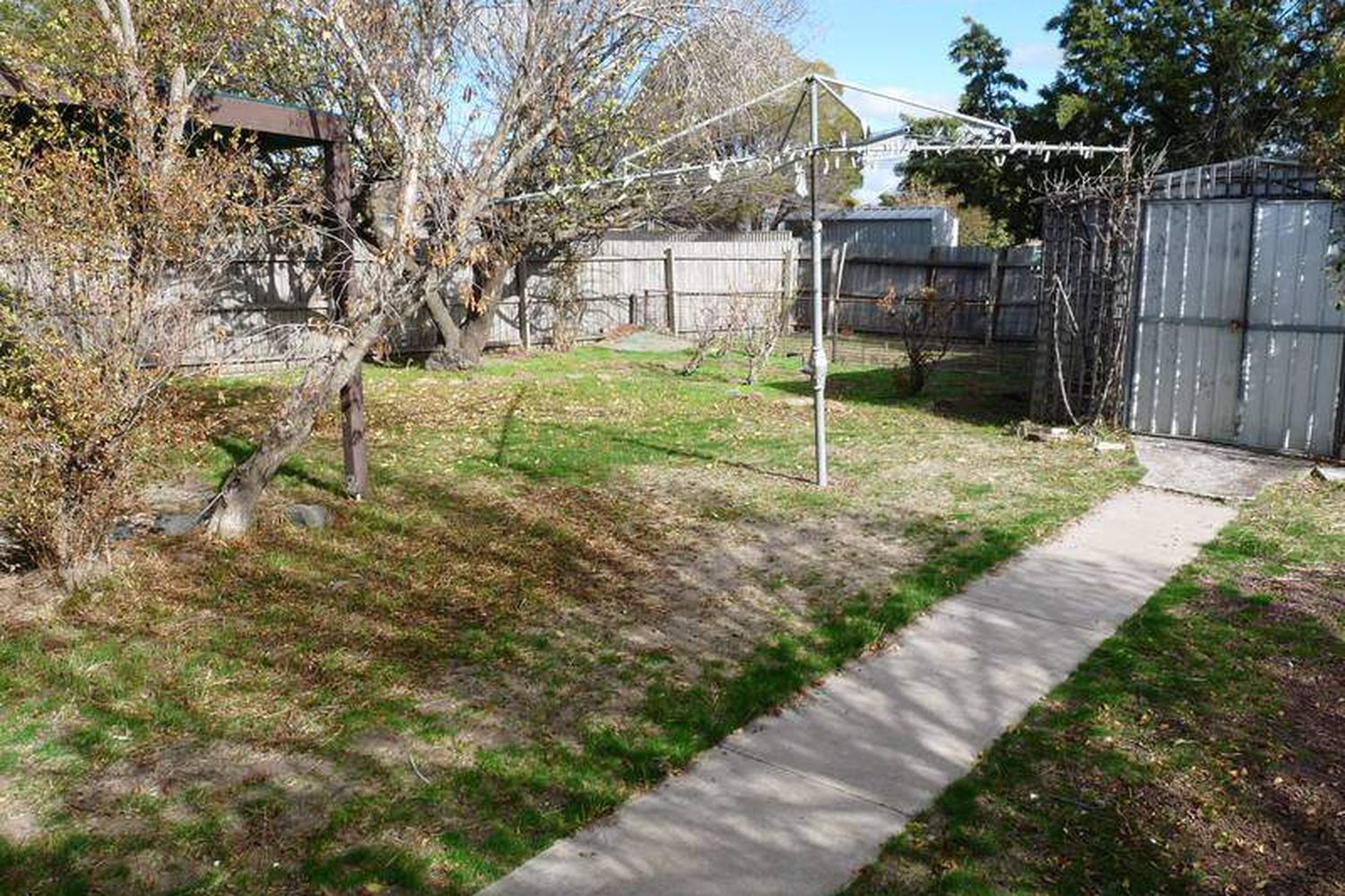 13 Forsyth Avenue, Horsham