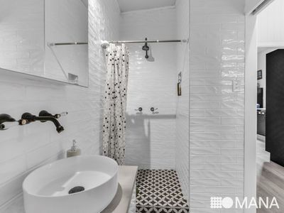 33 Robin Street, South Golden Beach