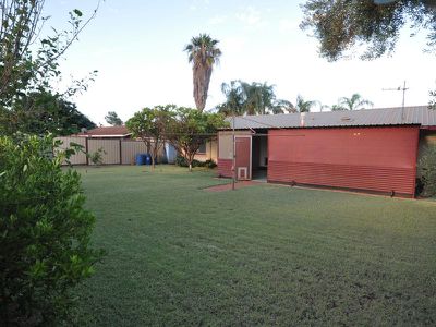 25 Giles Avenue, Newman