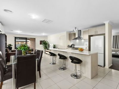 15 Everglade Street, Leopold