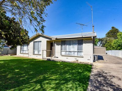 18 Emily Street, Millicent