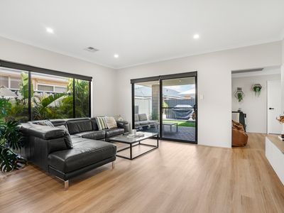 15 Flemington Drive, Baldivis