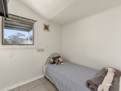 4 Hill Street, Donovans