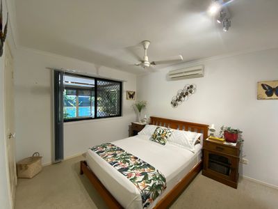 4 JONWEST CLOSE, Torquay