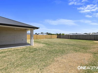 10 Coolamon Court, Urraween