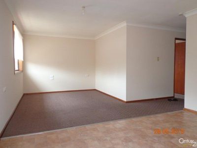 1 / 35  East Street, Dubbo