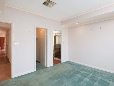 36A Premier Street, Hannans