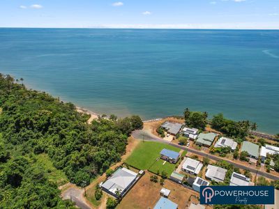 27 Feldt Street, Flying Fish Point