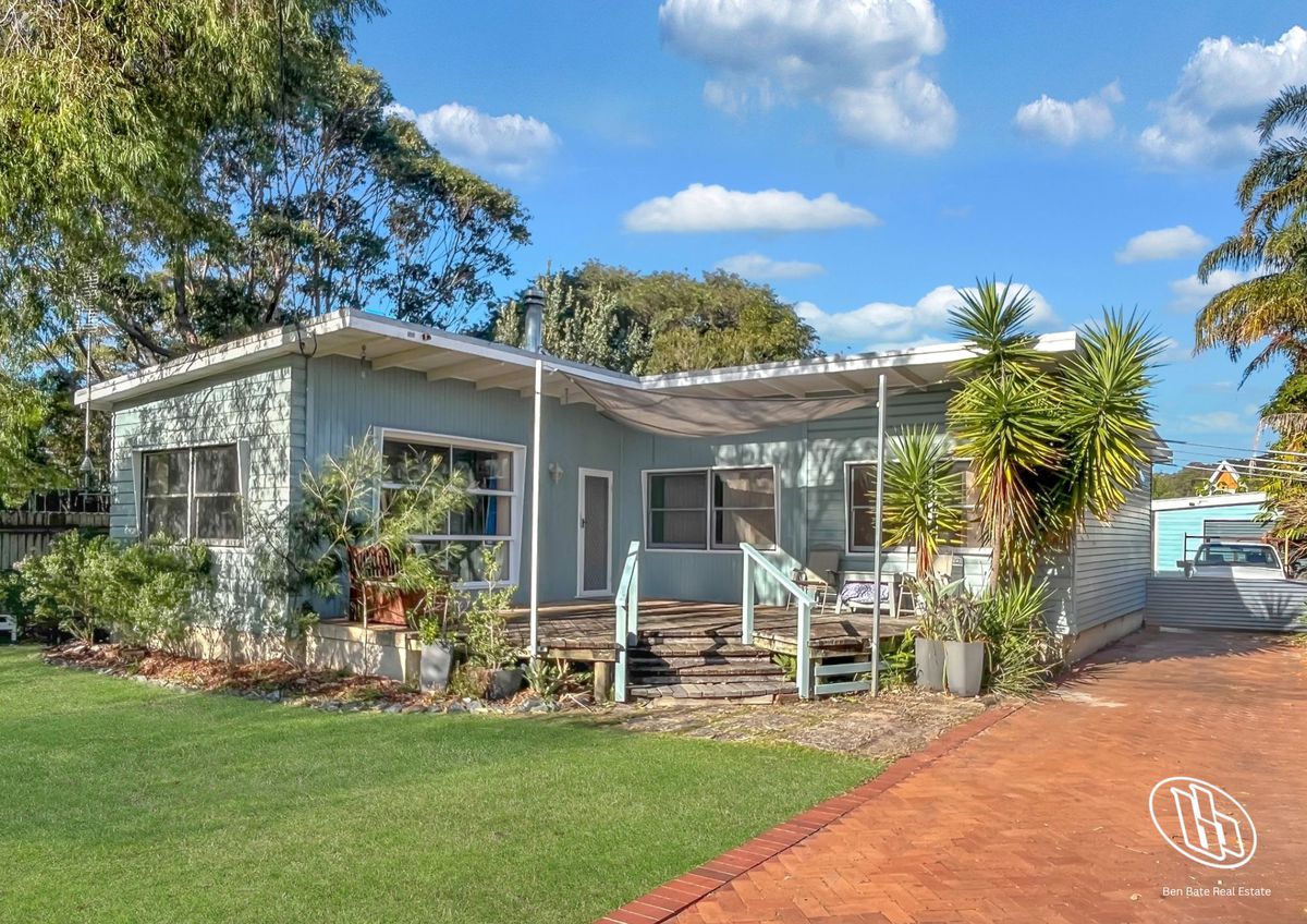 5 Field Street, Narooma