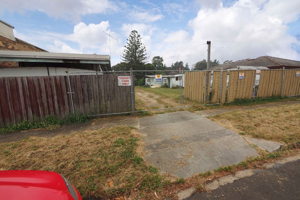 100102 Commercial Road, Morwell Rennie Property Sales