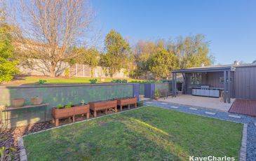 18 Beaconhill Drive, Beaconsfield