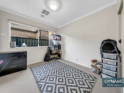 50 Peppertree Parade, Craigieburn
