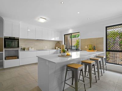 14 HILLVIEW PARADE, Ashmore