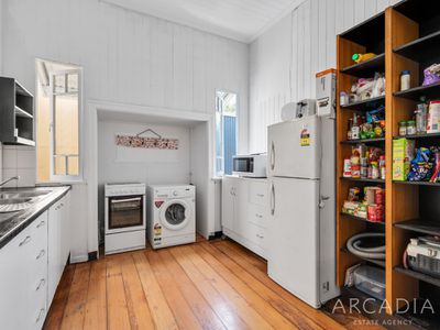 239 Lutwyche Road, Windsor