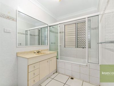18 Redwood Avenue, Kirwan