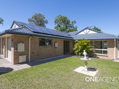 12 Mitchell Pl, Forest Lake