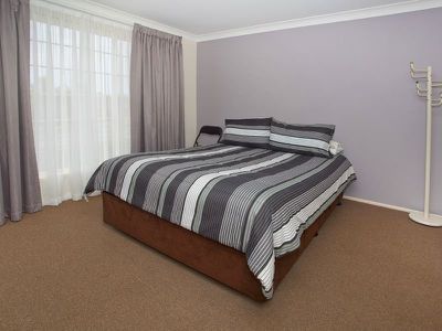 14 Sierra Drive, Horsley