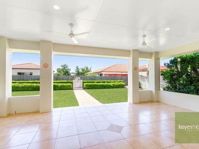 8 Pajingo Court, Annandale