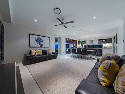 17 Feathertail Place, Wakerley