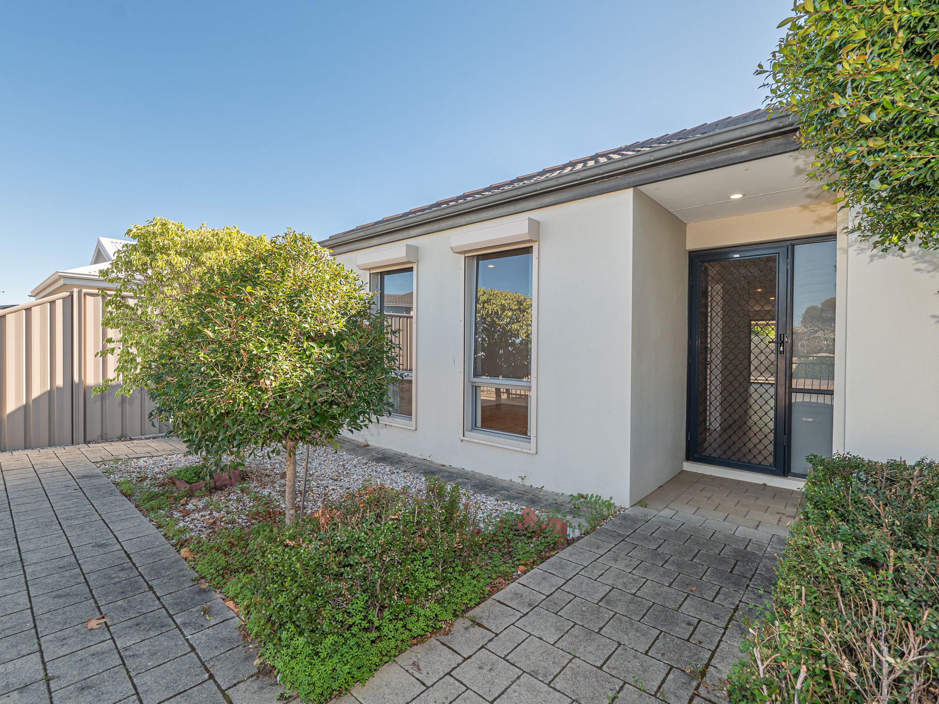 24 Figbird Way, Southern River