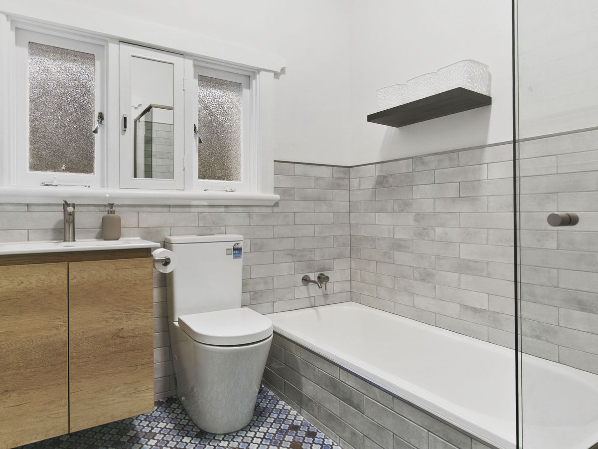 82 Marlow Street, Wembley