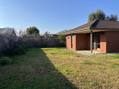10 Dorr Court, Belmont