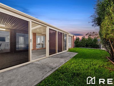 23 Emmer Green Retreat, Cranbourne East