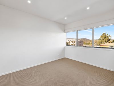 25 / 36 Antill Street, Queanbeyan