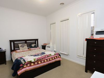 2 Rosebud Street, Tarneit