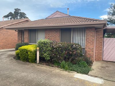 1 / 13 Deutgam Street, Werribee