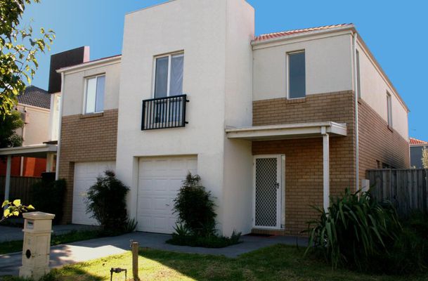 11 Viewbank Circuit, Roxburgh Park