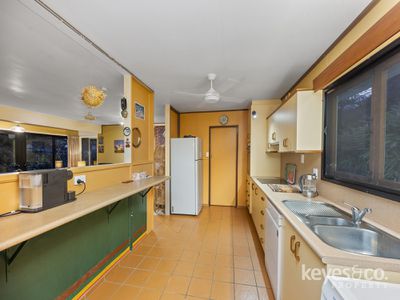 393 Stanley Street, North Ward