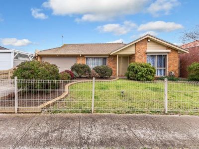 17 Whitsunday Drive, Hoppers Crossing