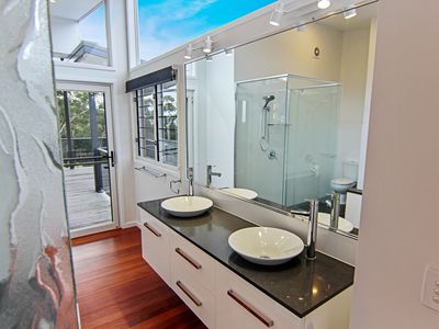 3 Ridgeline Court, Elizabeth Beach