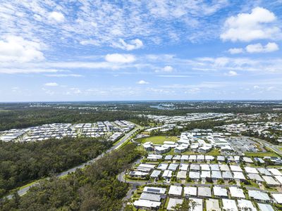 27 Hoop Pine Circuit, Coomera