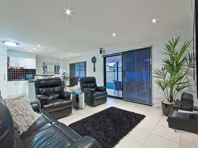 8 Wirra Cct, Wynnum West