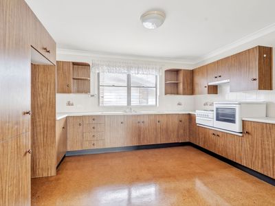 19 Cowper Street, Crookwell