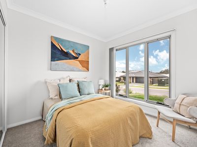 10 Mountain Ridge, Bellbird