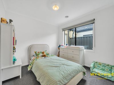 42 Westbury Avenue, Rockbank