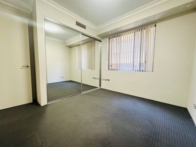 2/8 Elizabeth Street, Parramatta