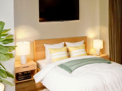 2 / 183 Lawrence Road, Mount Waverley