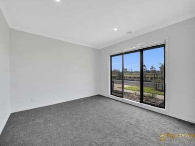 25 Dryandra Street, Manor Lakes